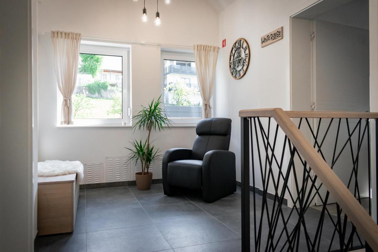 Prima Countryside Apartments Zirovnica Kültér fotó