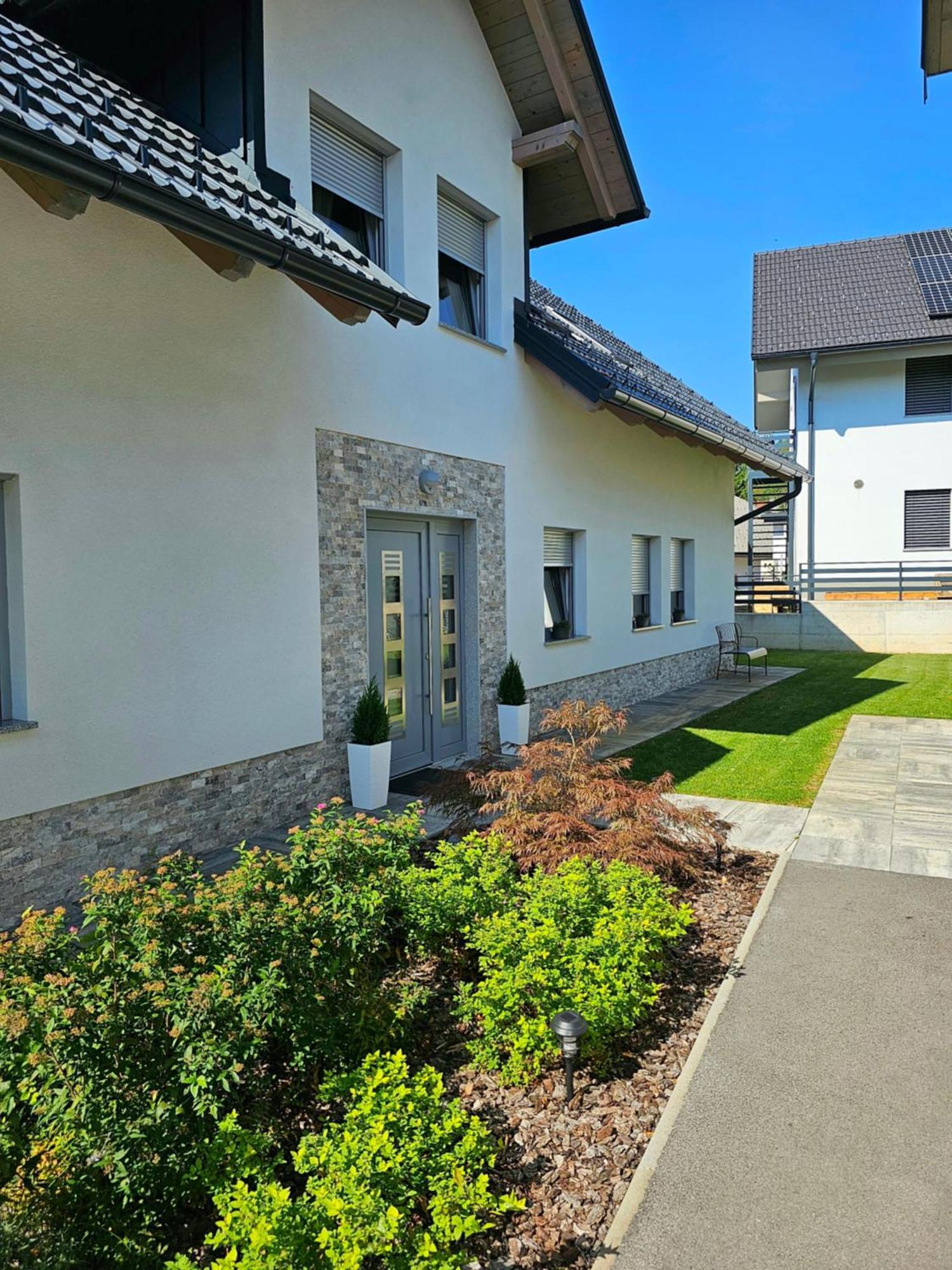 Prima Countryside Apartments Zirovnica Kültér fotó