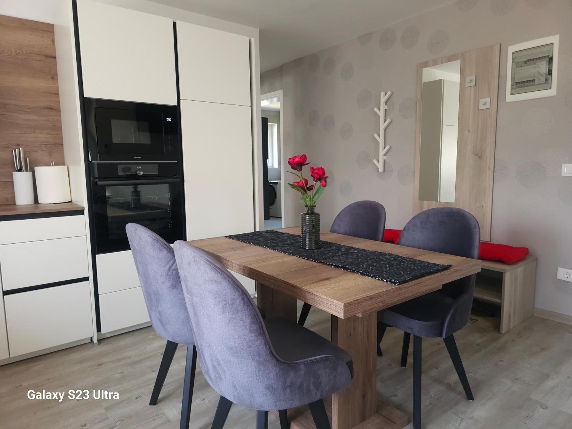Prima Countryside Apartments Zirovnica Szoba fotó